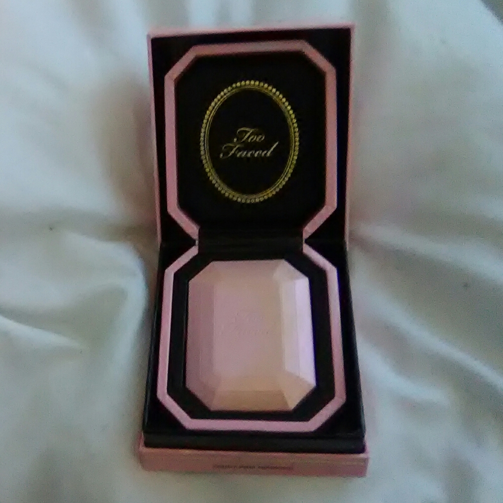 New Too Faced Highlighter
